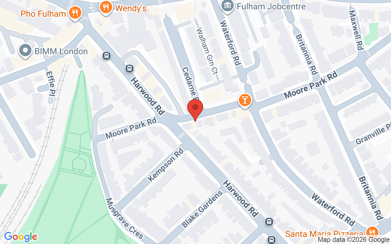Map showing the location of Savas Hair and Beauty / Fulham / London