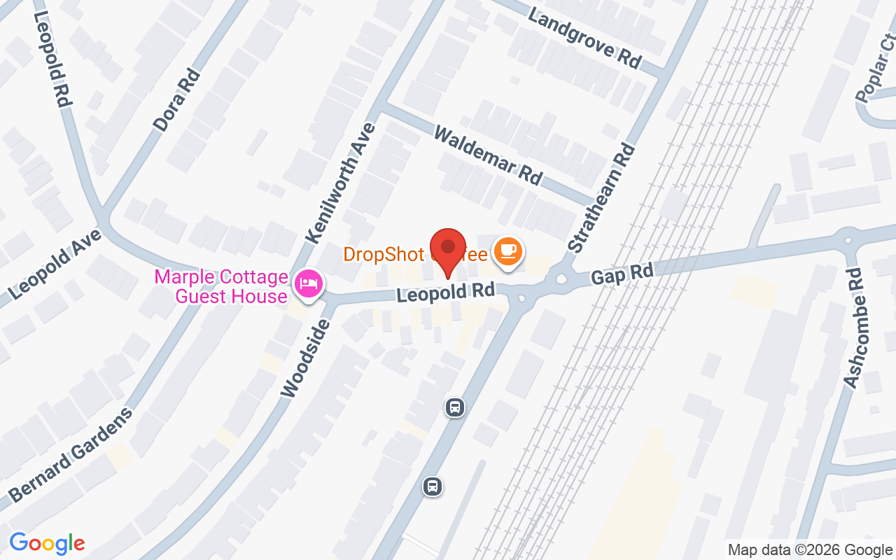 Map showing the location of Esente Hair