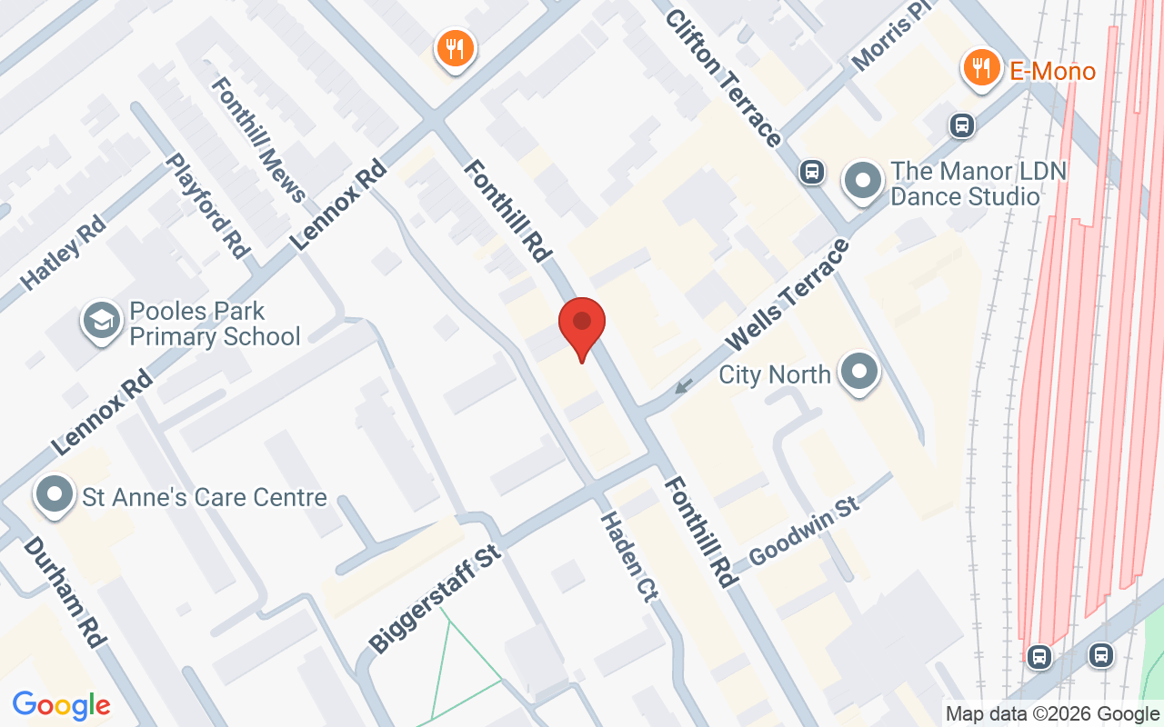 Map showing the location of Le Salon 98 Finsbury Park